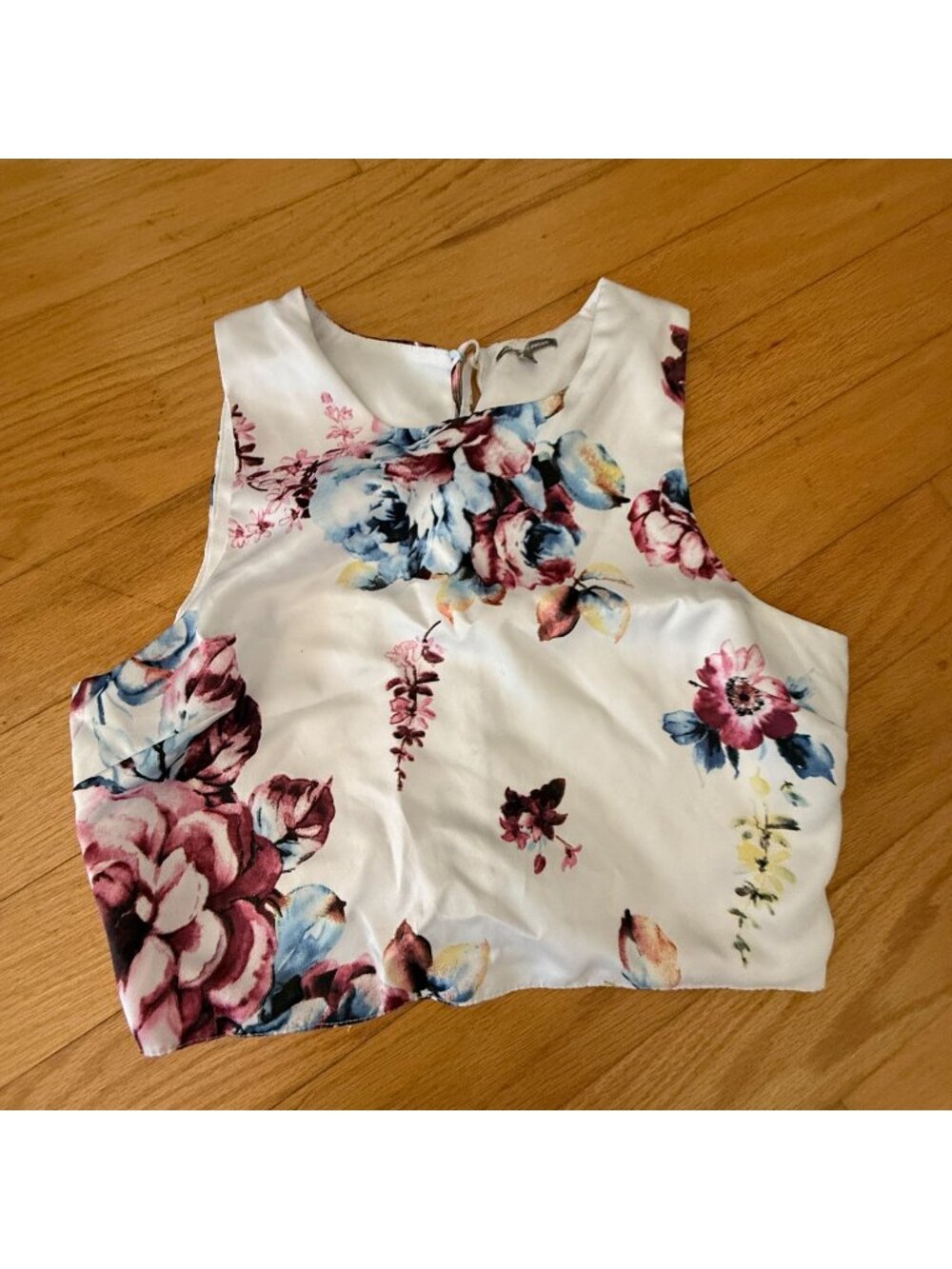 Charlotte Russe Womens Medium Floral White & Pink Flowers Crop Top Tank
